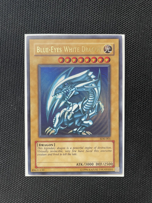 Yu-Gi-Oh! Blue Eyes White Dragon SDK-001 NM Ultra Rare NM Unlimited